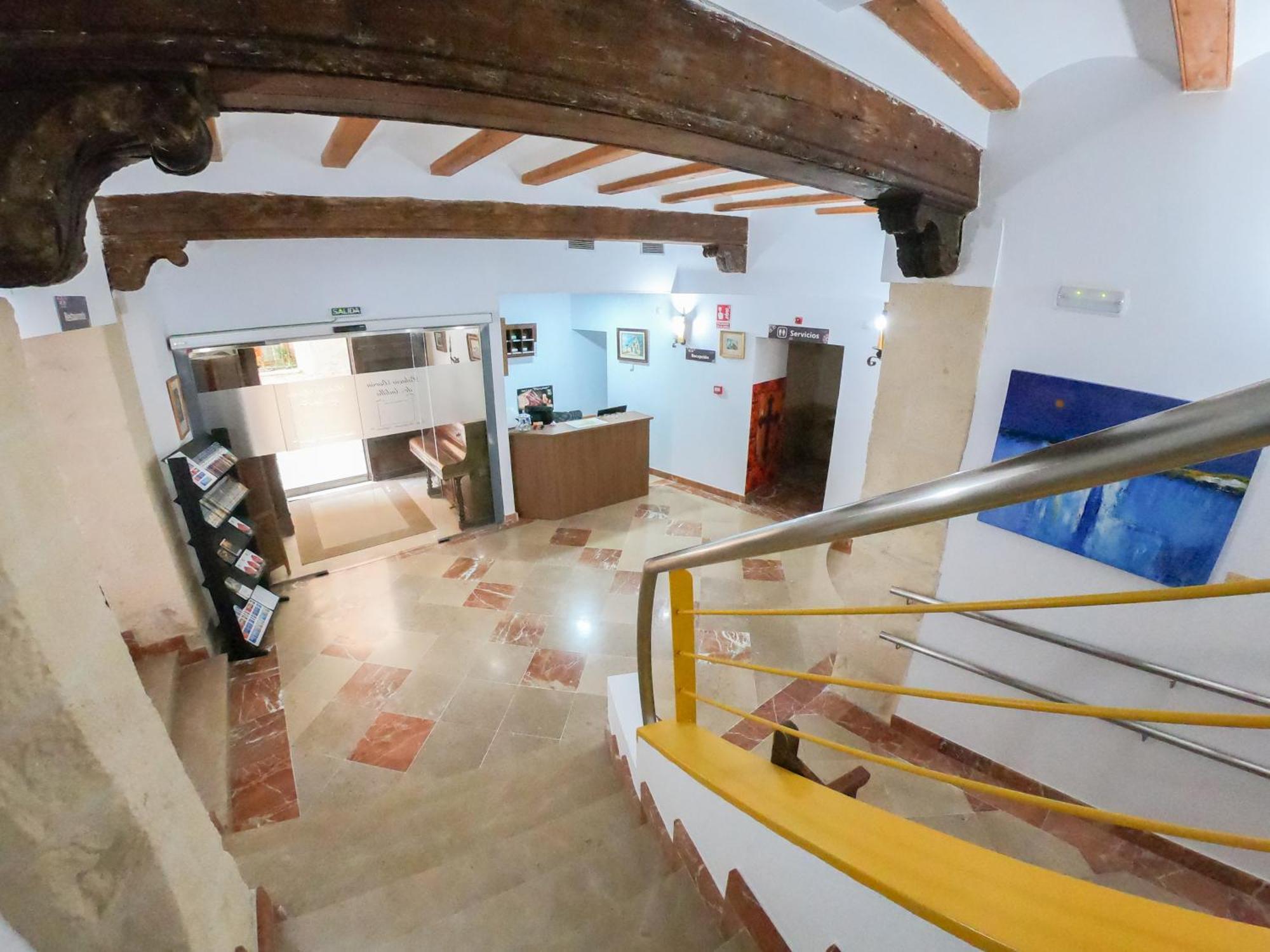 Hotel Baron Andilla Valdealgorfa Exteriör bild