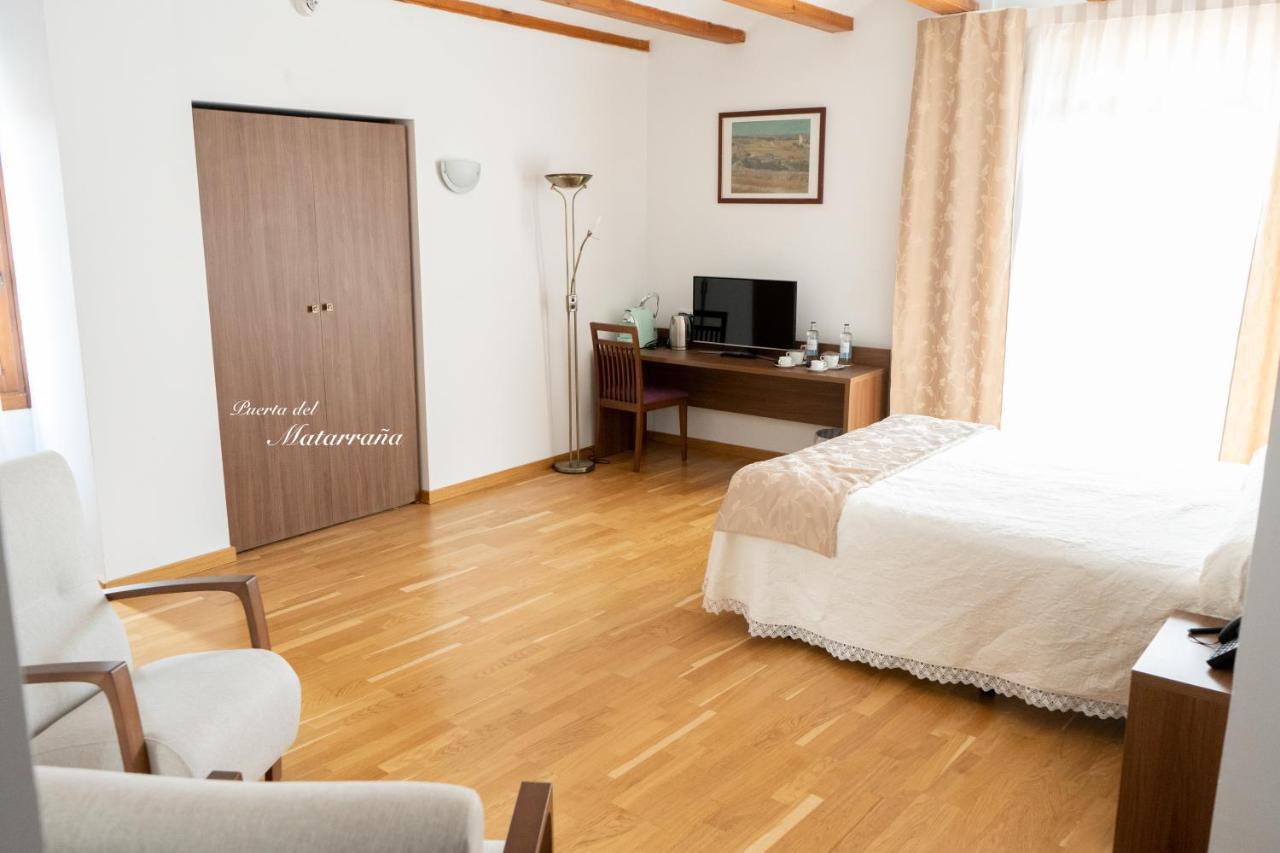 Hotel Baron Andilla Valdealgorfa Exteriör bild