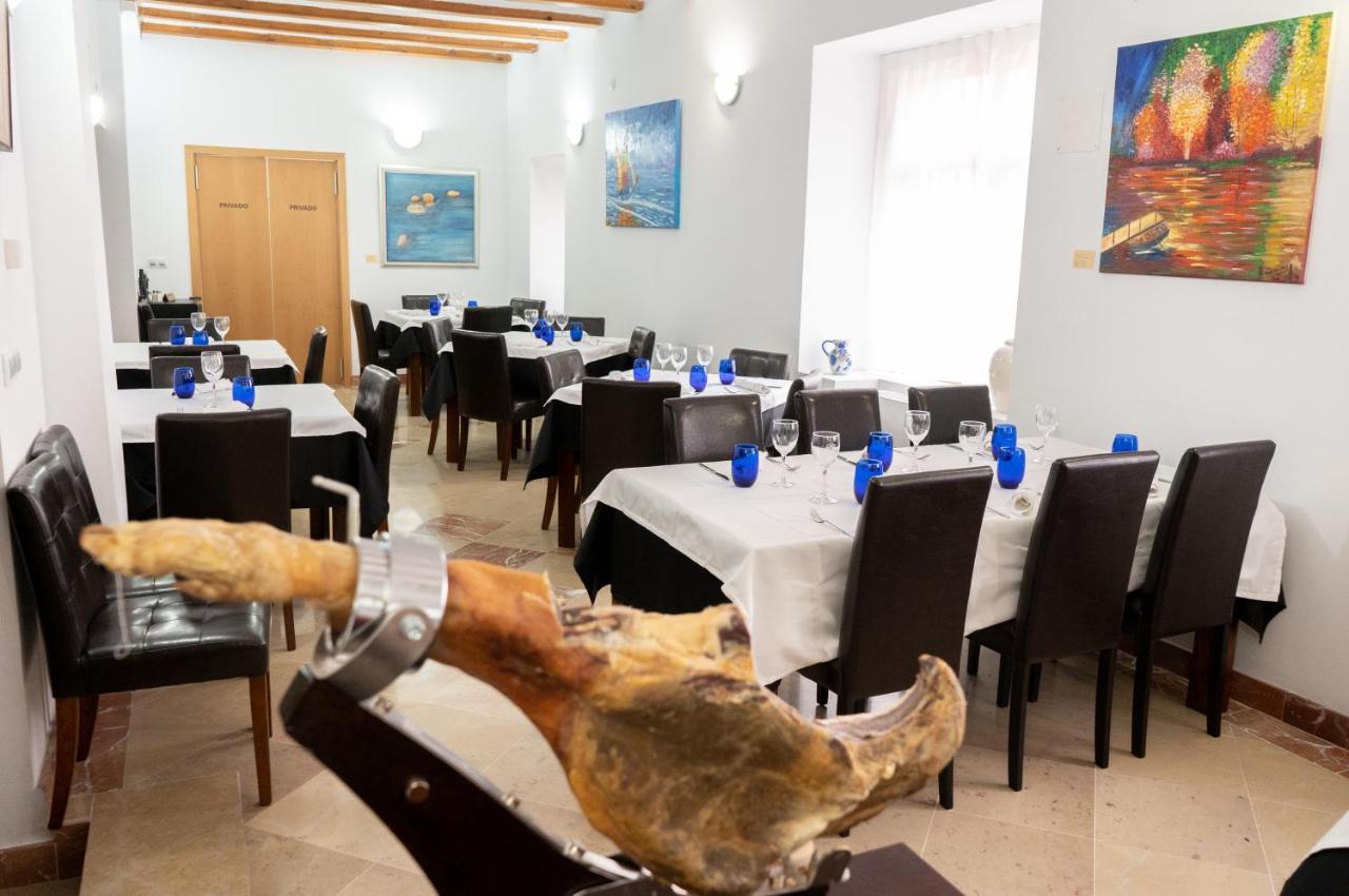 Hotel Baron Andilla Valdealgorfa Exteriör bild
